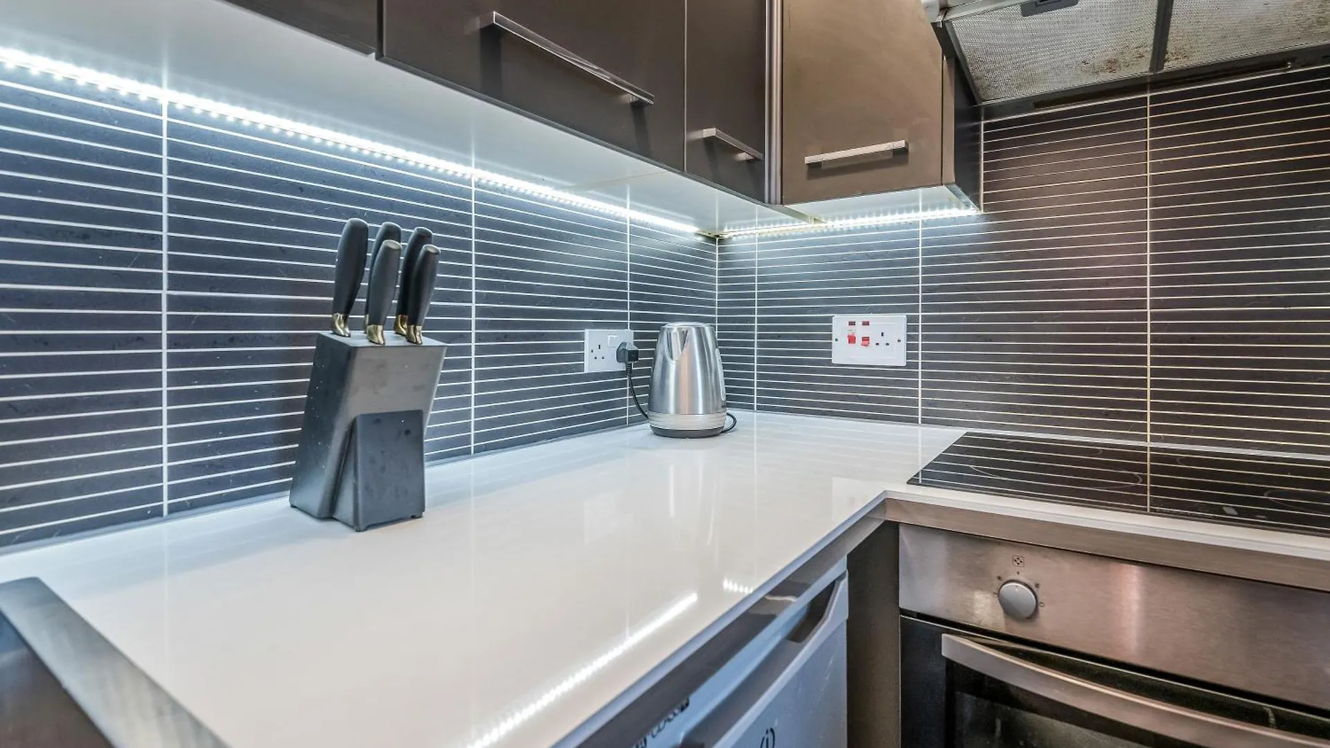 Апартаменты Cosy Home From Home Near Holyrood Palace Эдинбург